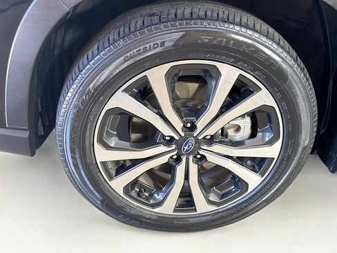 Used 2022 Subaru Forester Limited w/ Popular Package #2 image 44