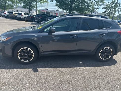Used 2023 Subaru Crosstrek 2.0i Premium AWD/4WD image 2