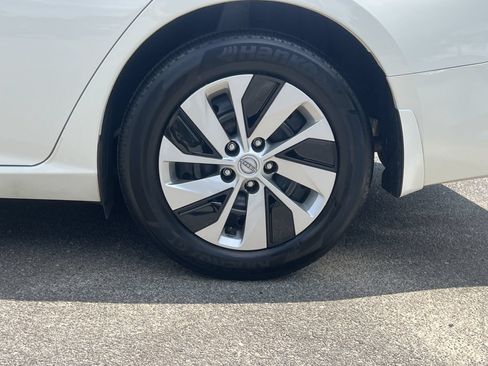 Certified 2024 Nissan Altima 2.5 S FWD image 31