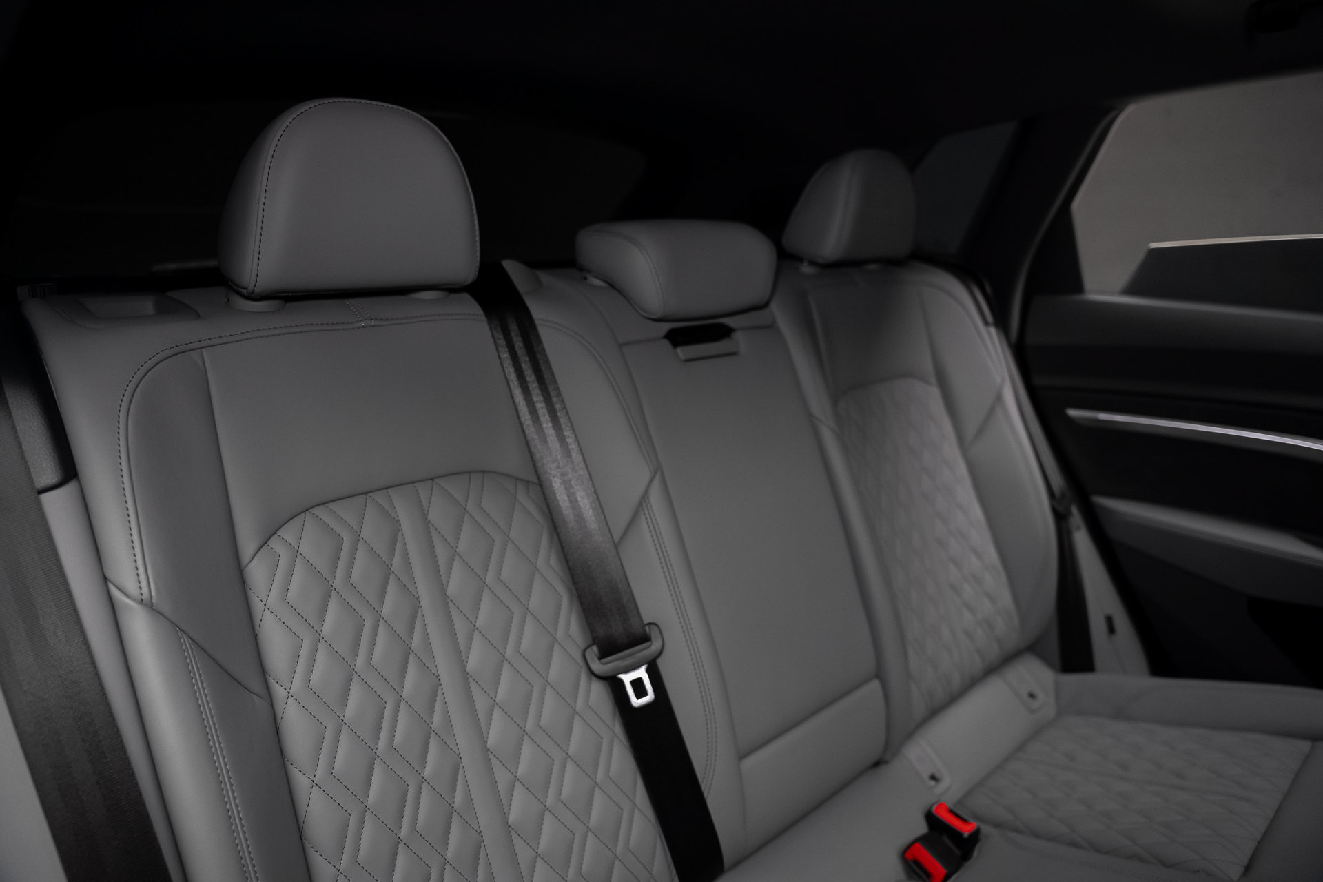 Used 2024 Audi SQ8 e-tron Premium Plus AWD/4WD image 68