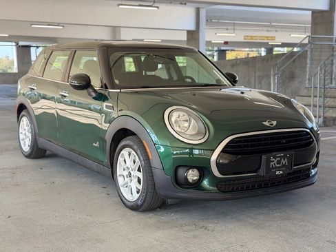 Used 2017 MINI Cooper Clubman ALL4 AWD/4WD image 3