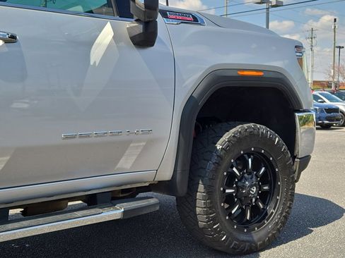 Used 2022 GMC Sierra 2500 SLT AWD/4WD image 5