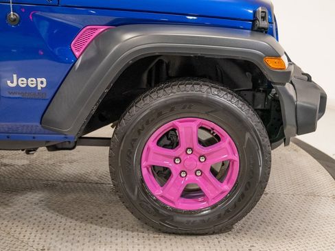 Used 2020 Jeep Wrangler Sport image 13