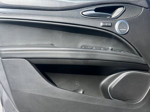 Used 2019 Alfa Romeo Stelvio Quadrifoglio w/ Driver Assist Dynamic Package image 15