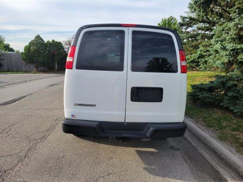 Used 2020 Chevrolet Express 2500 Extended w/ Communications Package RWD image 3