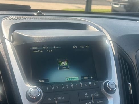 Used 2017 Chevrolet Equinox Premier w/ Enhanced Convenience Package FWD image 31
