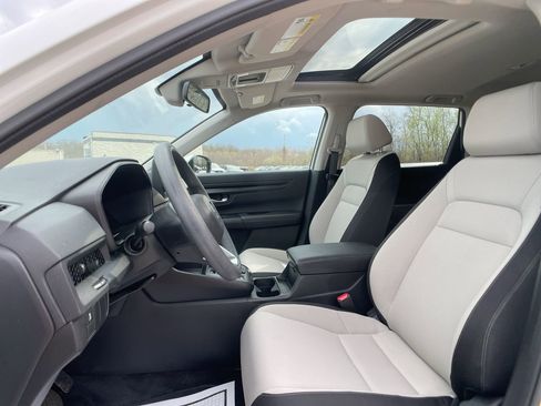 Used 2024 Honda CR-V EX image 12