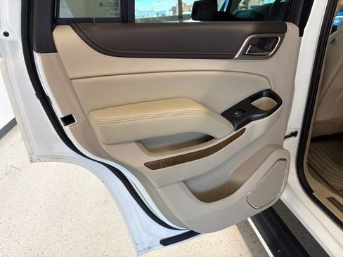 Used 2020 GMC Yukon Denali AWD/4WD image 46