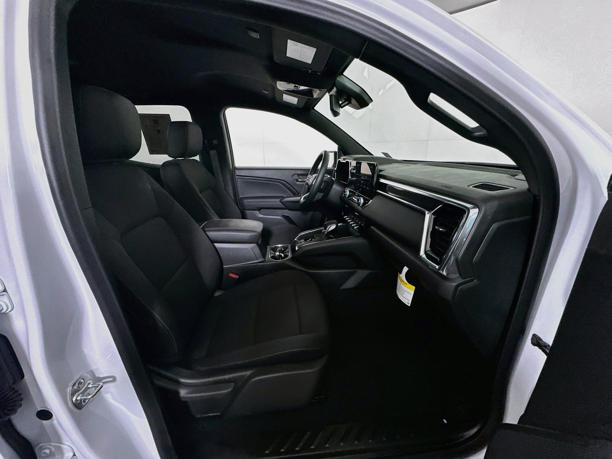 Used 2025 GMC Canyon Elevation w/ Convenience Package RWD image 32