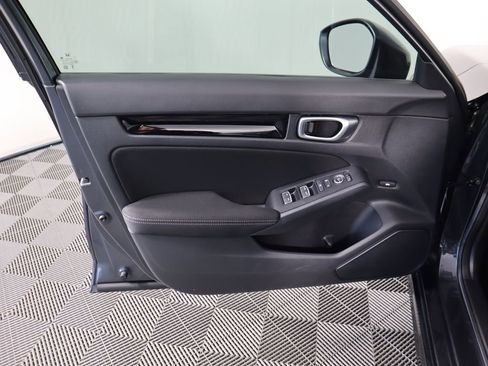 Certified 2023 Honda Civic EX image 24