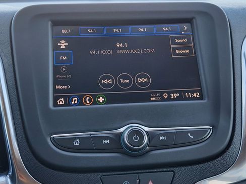 Used 2023 Chevrolet Equinox LT image 18