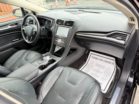 Used 2019 Ford Fusion Energi Titanium image 38