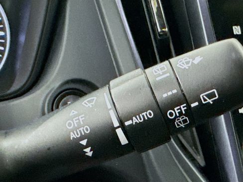 Used 2025 Subaru Forester Limited w/ Popular Package #2 AWD/4WD image 15