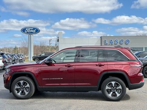 Used 2023 Jeep Grand Cherokee 4WD 4xe image 53