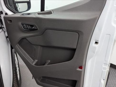 Used 2023 Ford Transit 350 XLT image 18