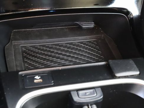 Used 2025 Mercedes-Benz CLA 250 4MATIC image 27