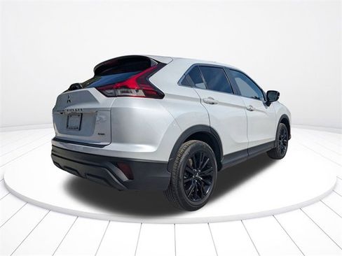 Used 2024 Mitsubishi Eclipse Cross LE image 4