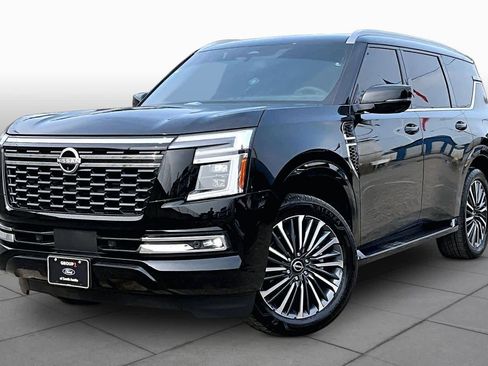 Used 2025 Nissan Armada Platinum Reserve AWD/4WD image 38