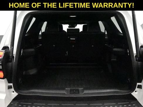 Used 2025 Toyota 4Runner Limited AWD/4WD image 35