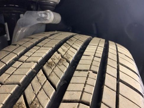 Used 2024 Jeep Grand Cherokee L Limited image 36