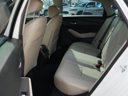 Used 2023 Honda Accord EX-L image 12