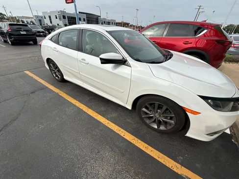 Used 2020 Honda Civic EX image 3