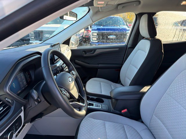 Used 2023 Ford Escape Active AWD/4WD image 21
