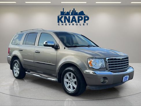 Used 2007 Chrysler Aspen Limited AWD/4WD image 7