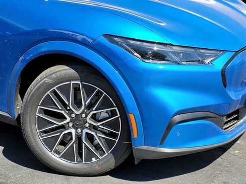 New 2025 Ford Mustang Mach-E Premium image 5