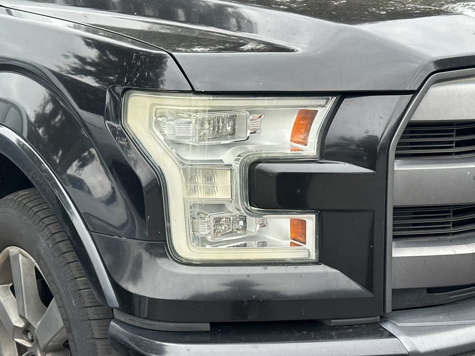 Used 2015 Ford F150 Lariat w/ Equipment Group 502A Luxury RWD image 7