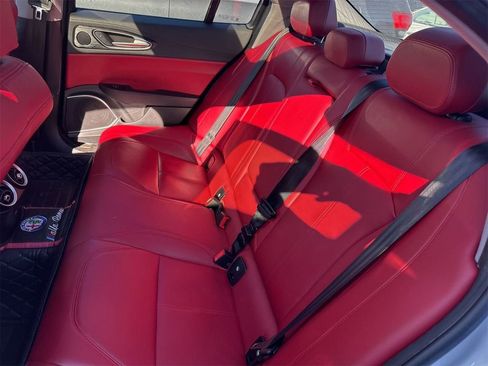 Used 2021 Alfa Romeo Giulia Sprint w/ Nero Edizione image 5