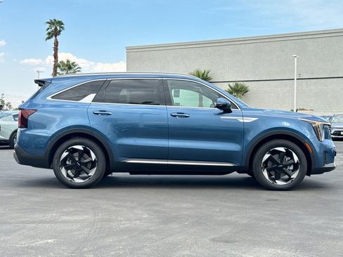 New 2025 Kia Sorento SX Prestige image 2