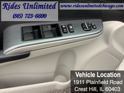 Used 2012 Toyota Camry LE FWD image 14