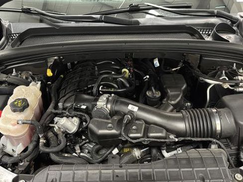 Used 2023 Jeep Grand Cherokee L Laredo AWD/4WD image 26