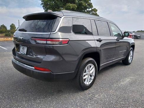 Certified 2025 Jeep Grand Cherokee L Laredo RWD image 3