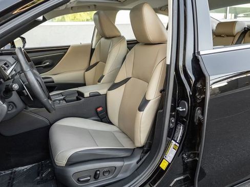 Used 2020 Lexus ES 300h 300h image 11