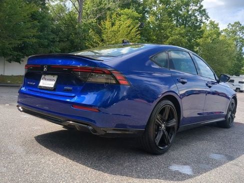 Used 2025 Honda Accord Sport image 4