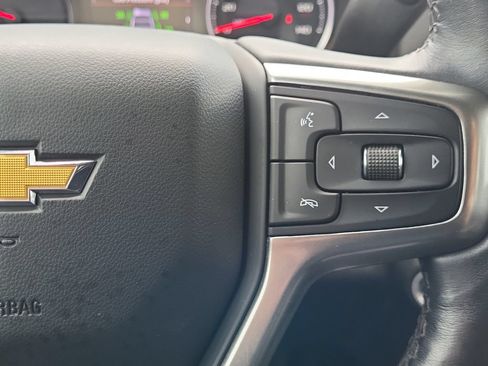 Used 2021 Chevrolet Silverado 1500 LT AWD/4WD image 26