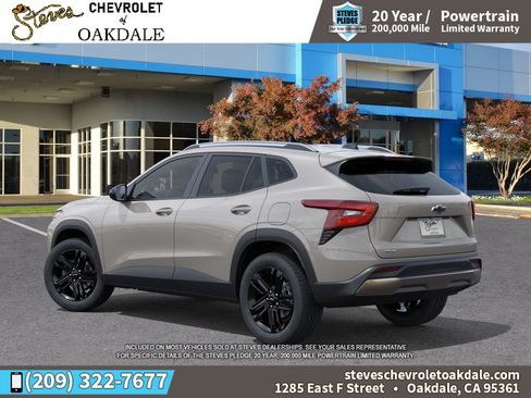 New 2026 Chevrolet Trax ACTIV w/ Sunroof Package FWD image 3