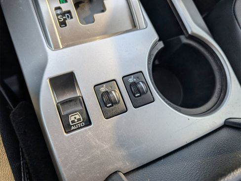 Used 2021 Toyota 4Runner SR5 Premium image 7