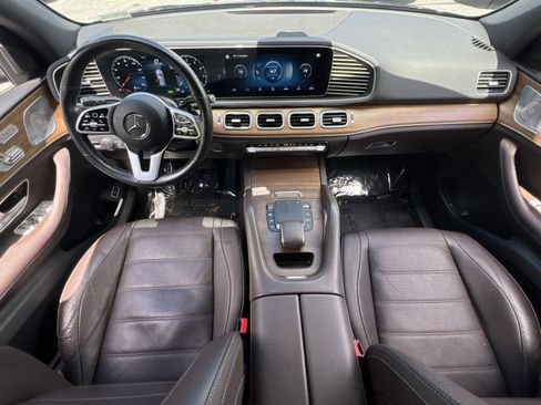 Used 2021 Mercedes-Benz GLE 450 4MATIC w/ Premium Package image 13