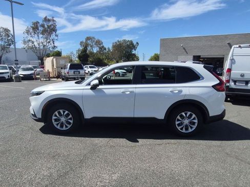 Used 2023 Honda CR-V LX image 8