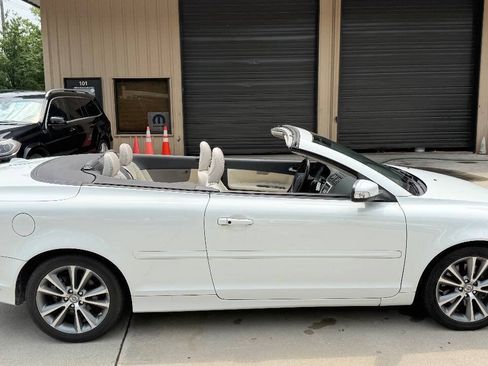 Used 2013 Volvo C70 T5 FWD image 14