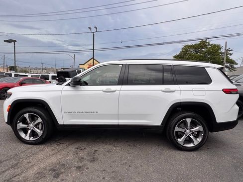 New 2026 Jeep Grand Cherokee L Limited AWD/4WD image 4