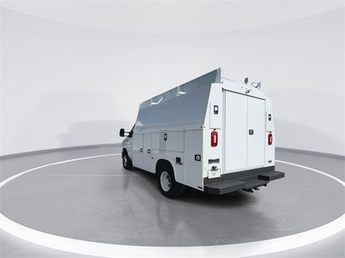 New 2025 Ford E-350 and Econoline 350 Super Duty w/ Power Equipment Group image 6