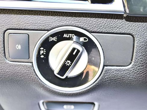 Used 2019 Mercedes-Benz GLS 450 4MATIC image 16