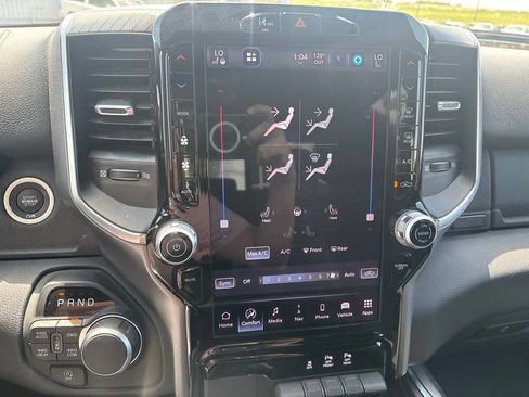 Used 2025 RAM 1500 Big Horn AWD/4WD image 11