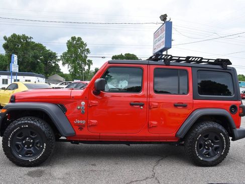Used 2020 Jeep Wrangler Unlimited Sport AWD/4WD image 4