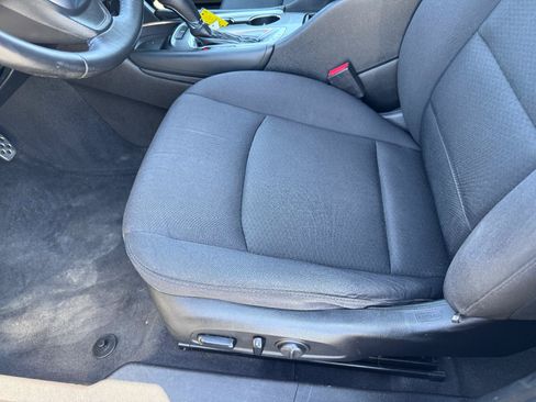 Used 2016 Chevrolet Malibu LT FWD image 11