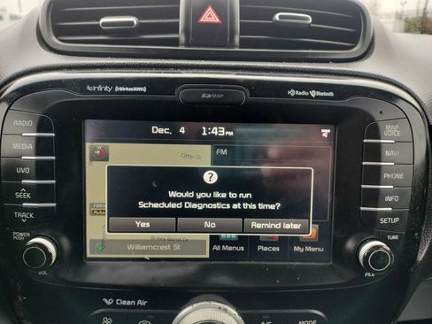 Used 2015 Kia Soul + image 37